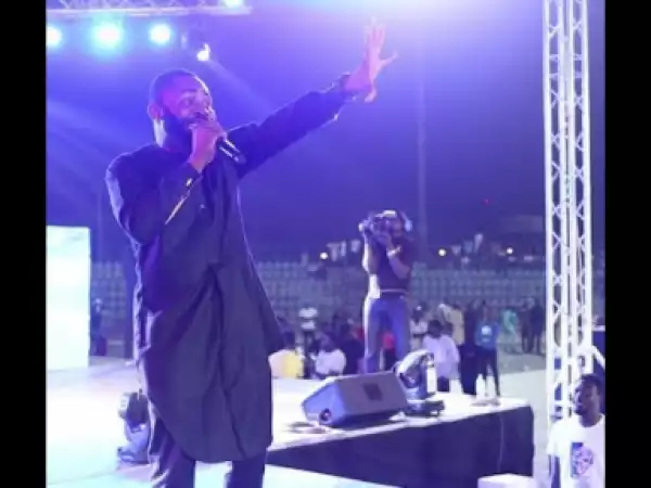 Video (standup): Woli Arole Performs at Small Doctor’s Concert